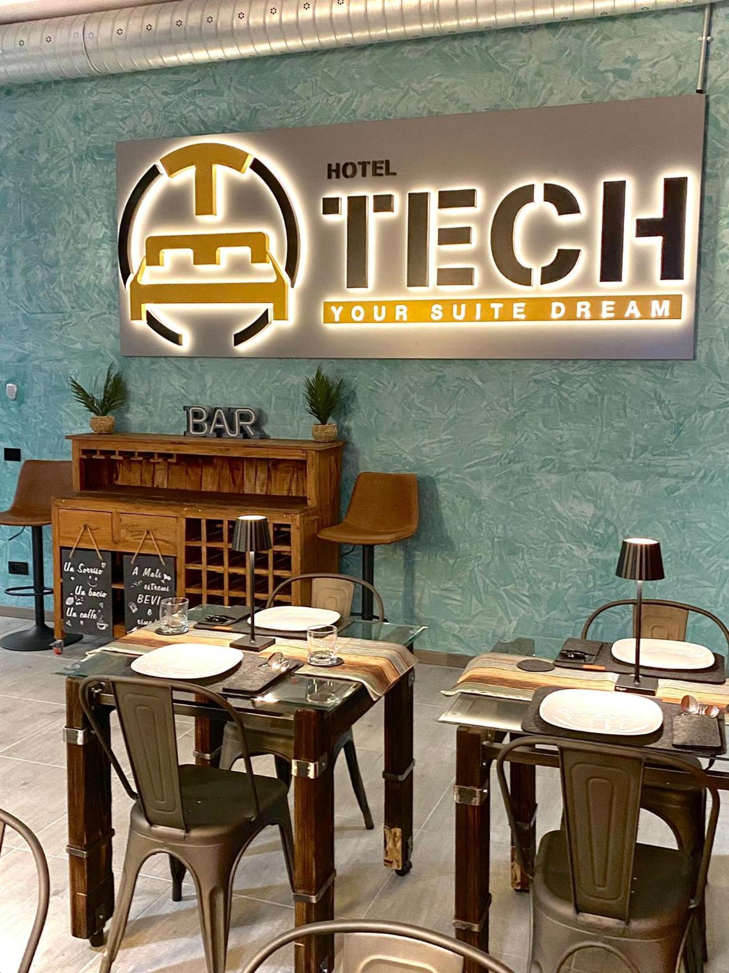 Hotel Tech Brembate Exterior photo